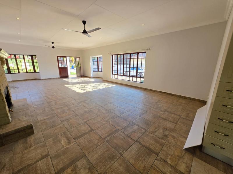 To Let 4 Bedroom Property for Rent in Six Fountains Estate Gauteng