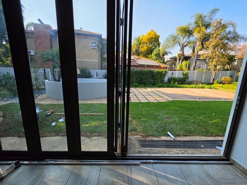 To Let 4 Bedroom Property for Rent in Six Fountains Estate Gauteng