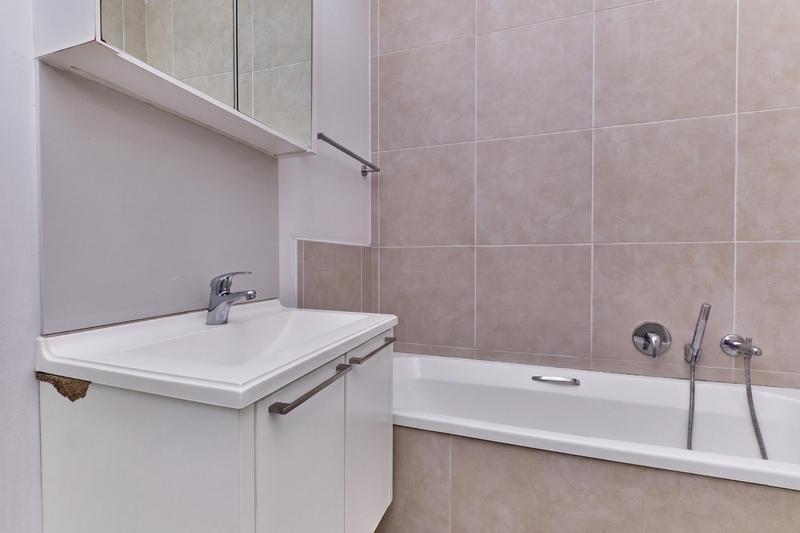 2 Bedroom Property for Sale in Sunninghill Gauteng
