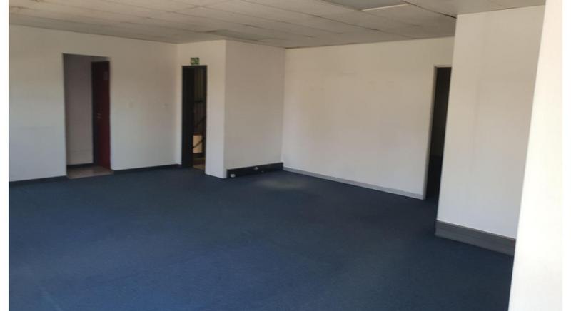 To Let Commercial Property for Rent in Randjespark Gauteng