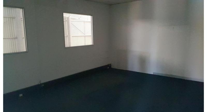 To Let Commercial Property for Rent in Randjespark Gauteng
