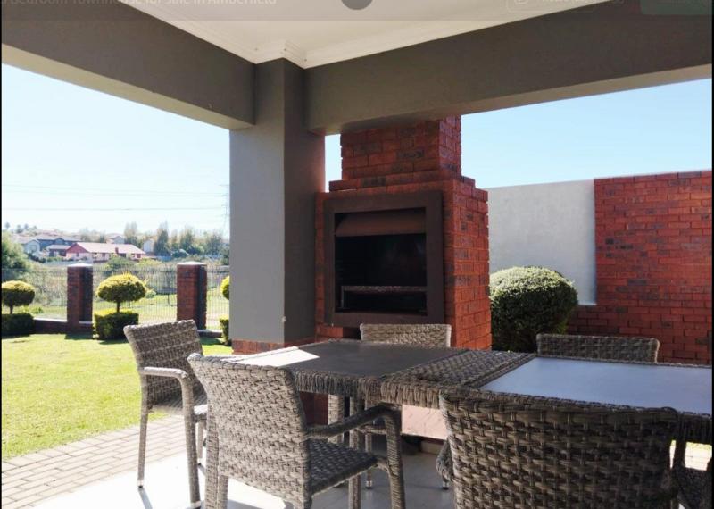 3 Bedroom Property for Sale in Amberfield Valley Gauteng