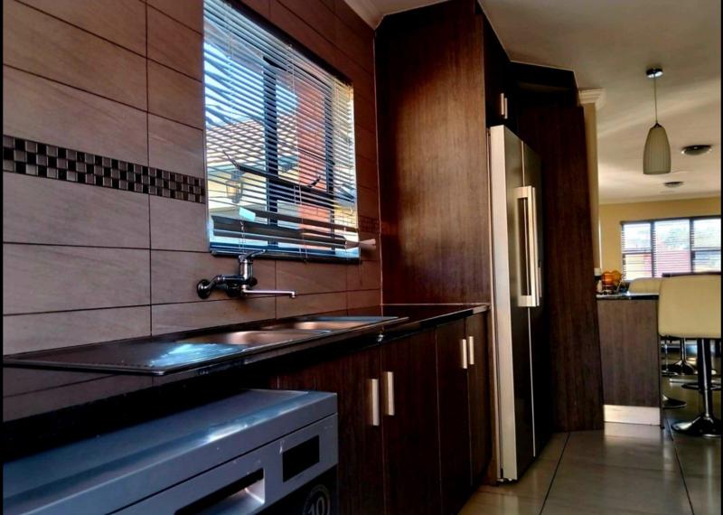 3 Bedroom Property for Sale in Amberfield Valley Gauteng