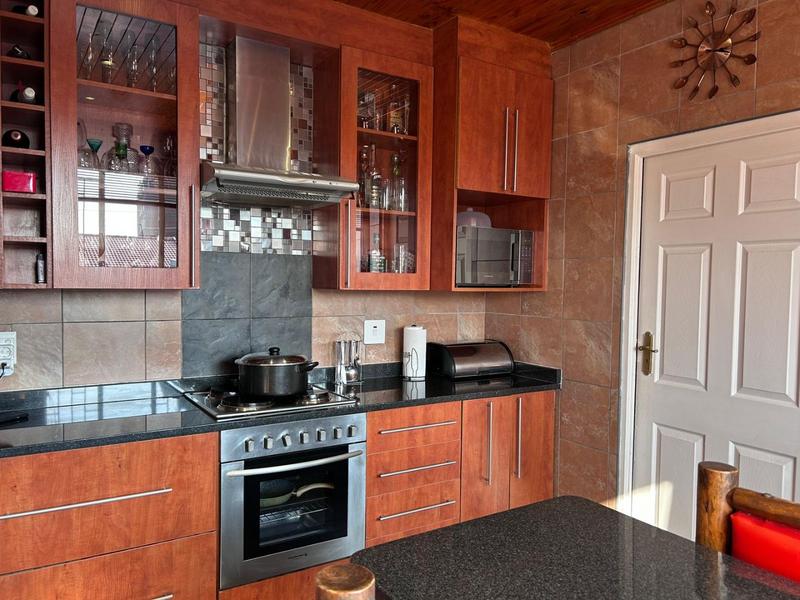 4 Bedroom Property for Sale in Kwaggasrand Gauteng