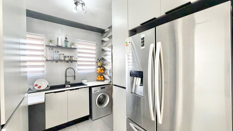 4 Bedroom Property for Sale in Summerfields Estate Gauteng