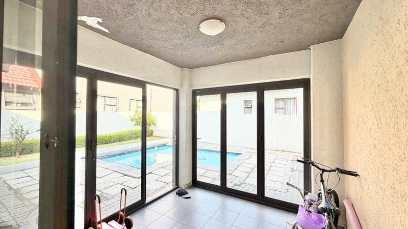 4 Bedroom Property for Sale in Summerfields Estate Gauteng