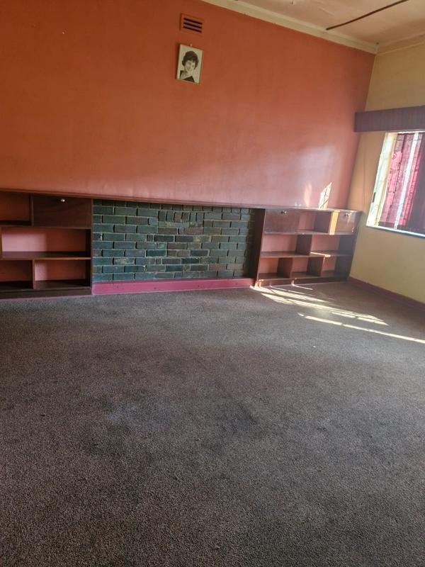 2 Bedroom Property for Sale in Bezuidenhout Valley Gauteng
