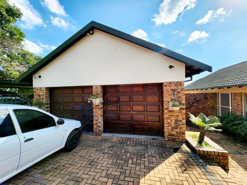 To Let 4 Bedroom Property for Rent in Rooihuiskraal Gauteng
