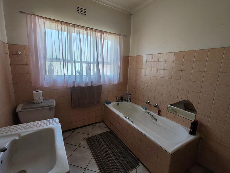 3 Bedroom Property for Sale in Andeon Gauteng