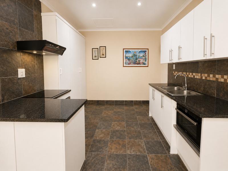4 Bedroom Property for Sale in Elardus Park Gauteng