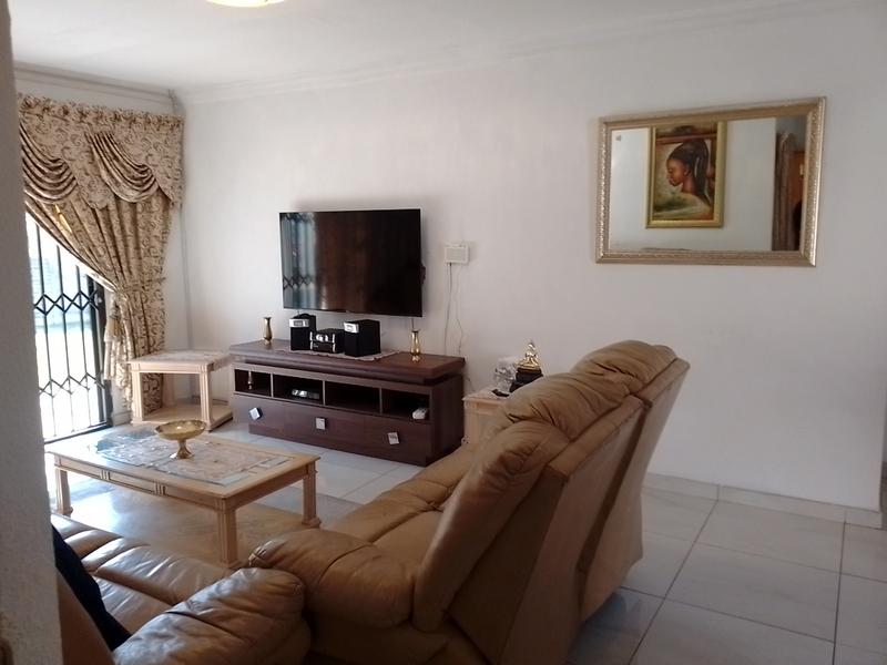 4 Bedroom Property for Sale in Albertsdal Gauteng