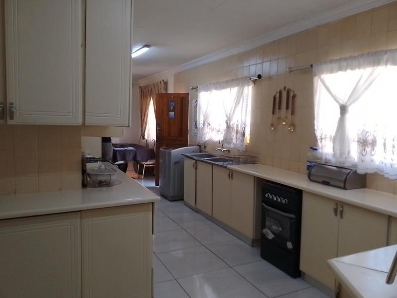 4 Bedroom Property for Sale in Albertsdal Gauteng