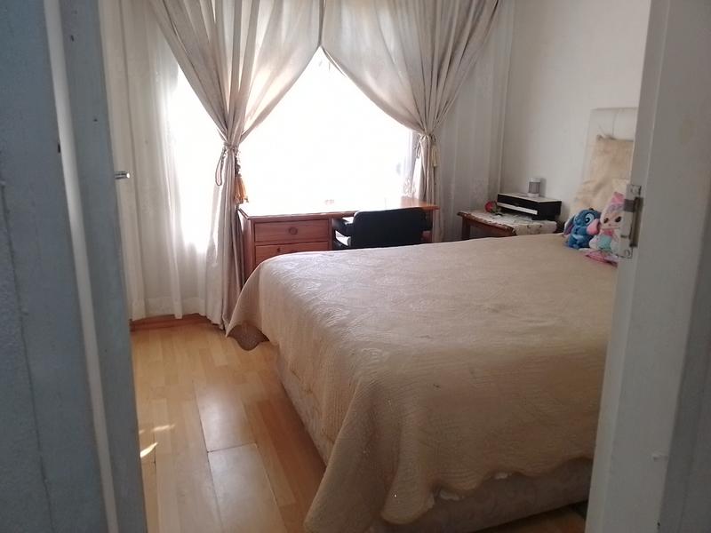 4 Bedroom Property for Sale in Albertsdal Gauteng