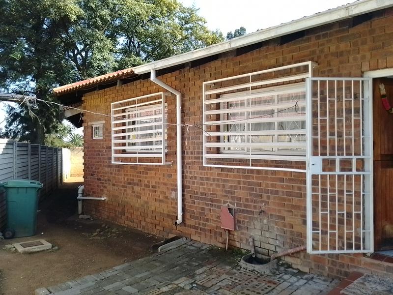 4 Bedroom Property for Sale in Albertsdal Gauteng