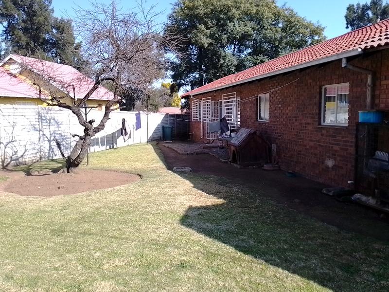 4 Bedroom Property for Sale in Albertsdal Gauteng