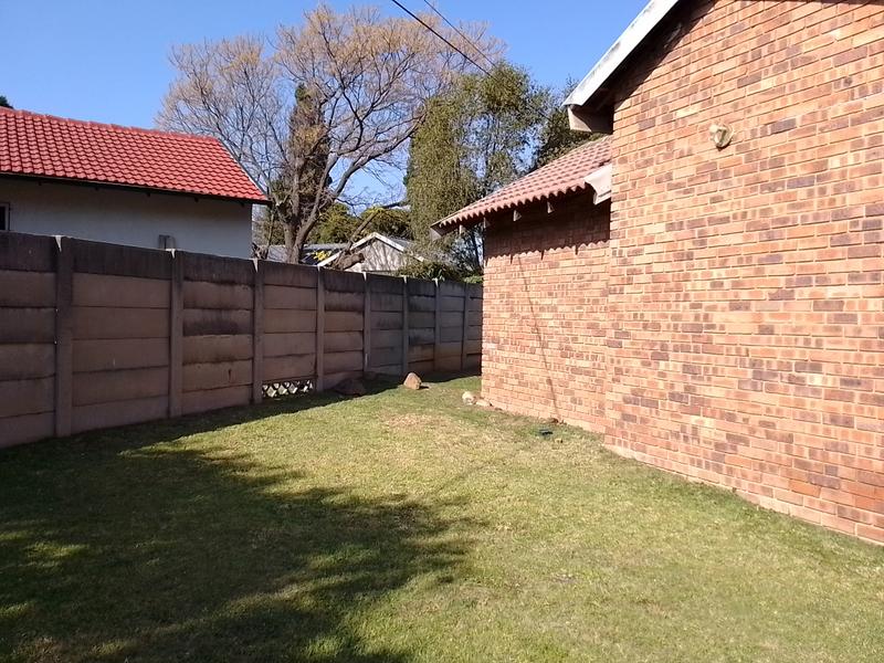 4 Bedroom Property for Sale in Albertsdal Gauteng