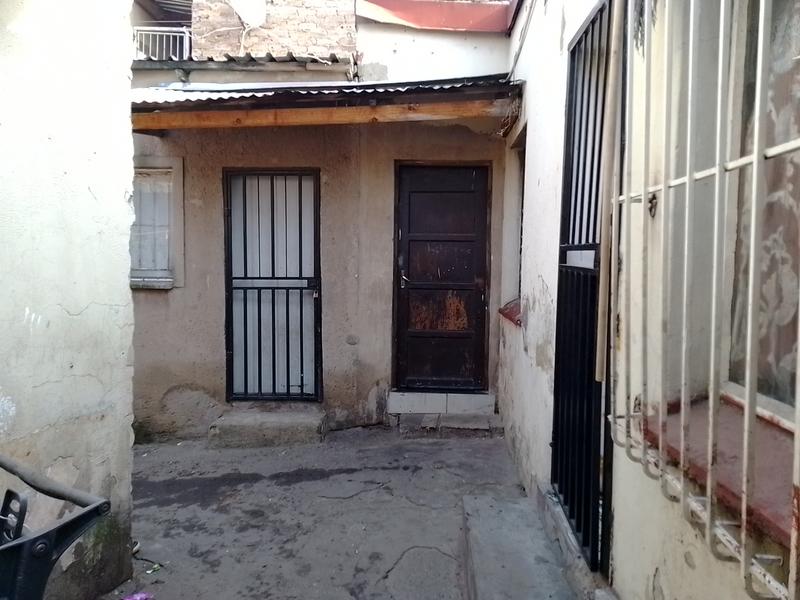 28 Bedroom Property for Sale in Delville Gauteng