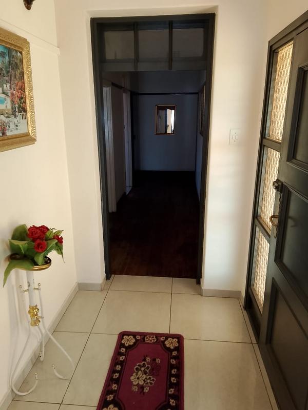 4 Bedroom Property for Sale in Linmeyer Gauteng