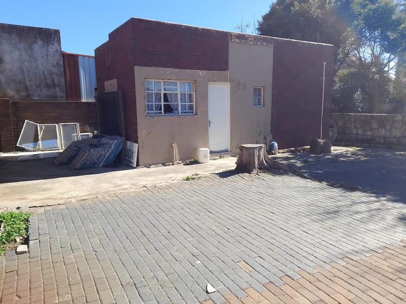 4 Bedroom Property for Sale in Linmeyer Gauteng