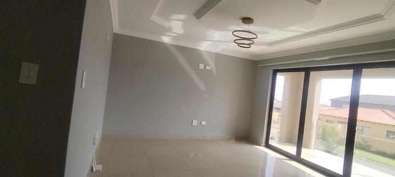 4 Bedroom Property for Sale in Wildtuinpark Gauteng
