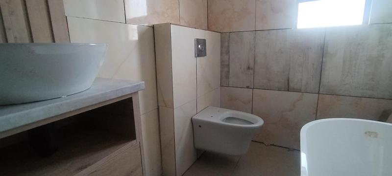 4 Bedroom Property for Sale in Wildtuinpark Gauteng