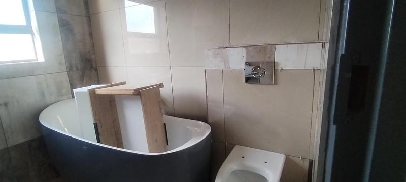 4 Bedroom Property for Sale in Wildtuinpark Gauteng
