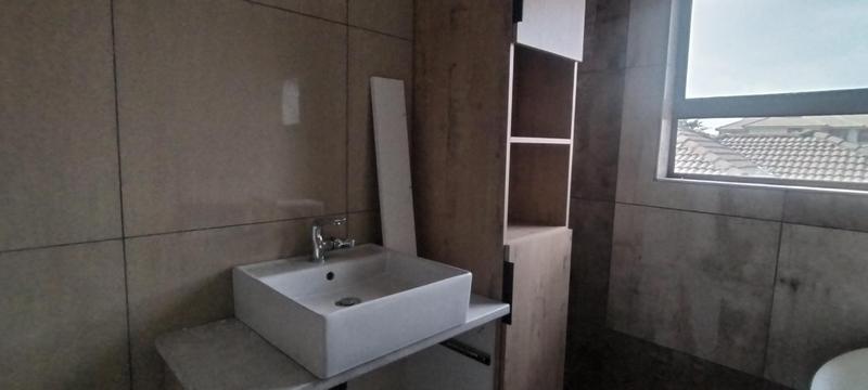 4 Bedroom Property for Sale in Wildtuinpark Gauteng