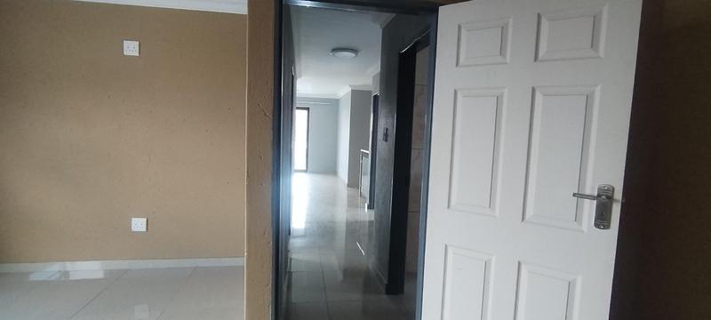 4 Bedroom Property for Sale in Wildtuinpark Gauteng