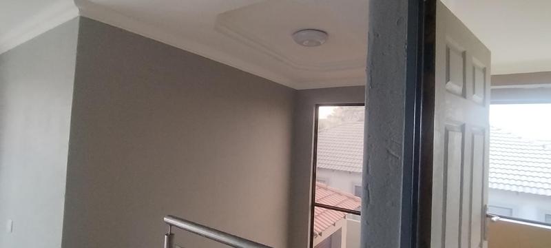 4 Bedroom Property for Sale in Wildtuinpark Gauteng