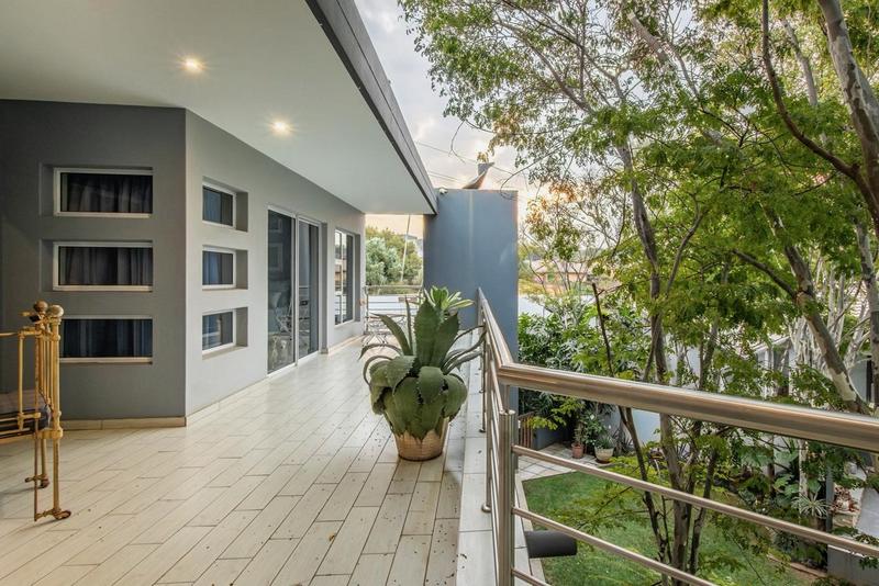 To Let 5 Bedroom Property for Rent in Homes Haven Gauteng