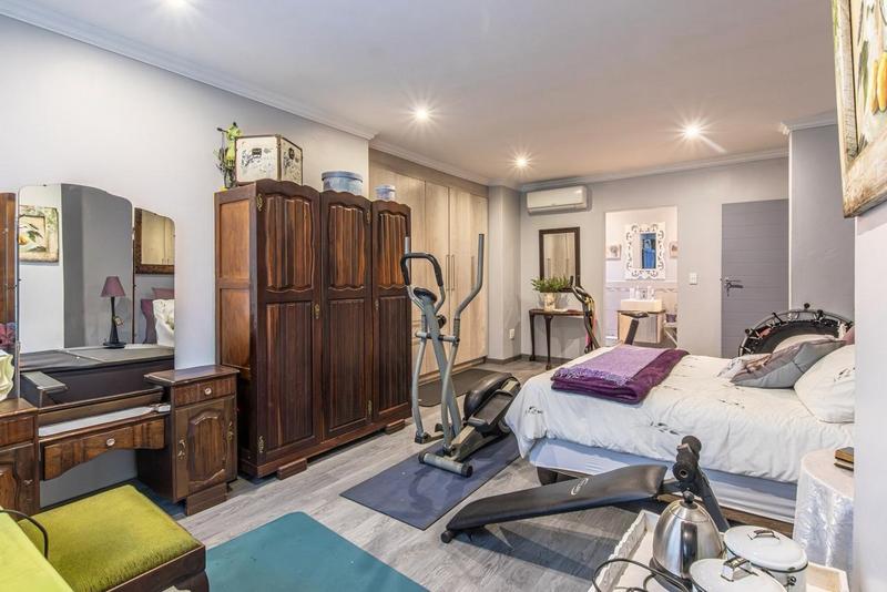 To Let 5 Bedroom Property for Rent in Homes Haven Gauteng