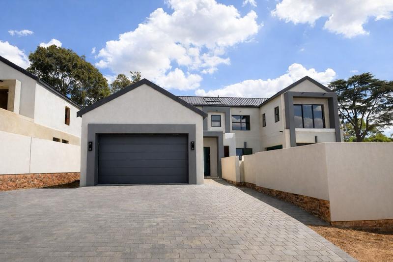 4 Bedroom Property for Sale in Bryanston Gauteng