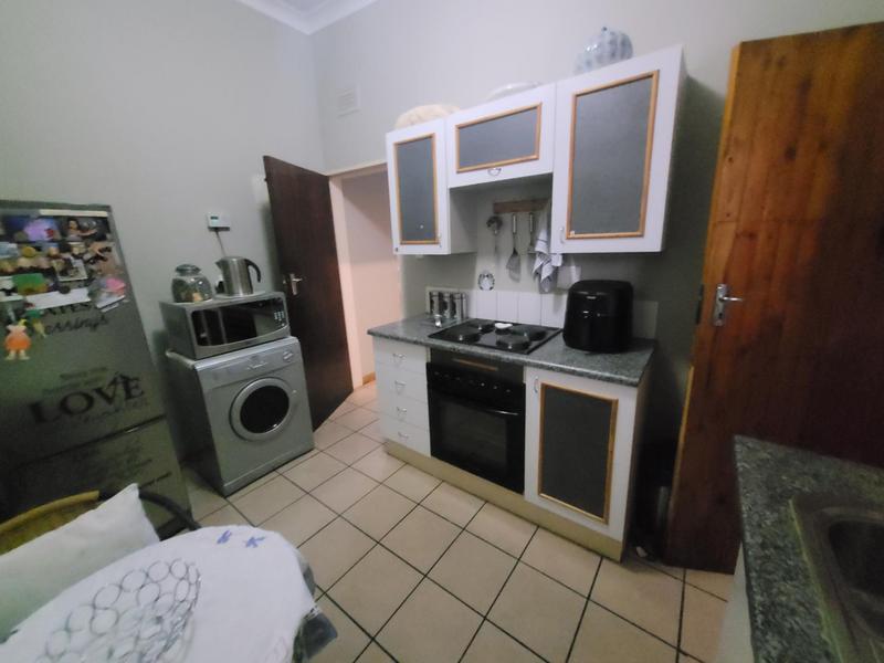 To Let 2 Bedroom Property for Rent in Petersfield Gauteng