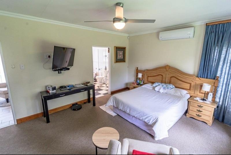3 Bedroom Property for Sale in Brackendowns Gauteng