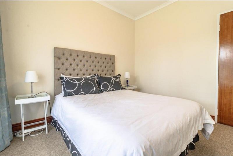 3 Bedroom Property for Sale in Brackendowns Gauteng