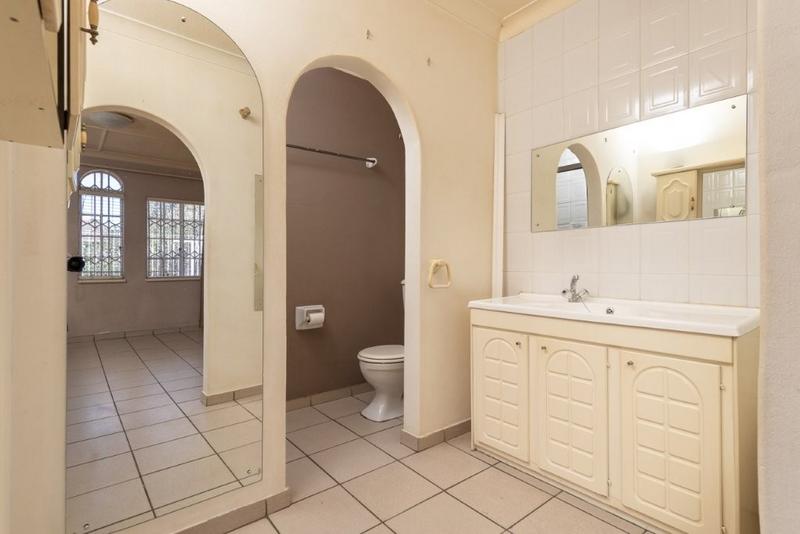 2 Bedroom Property for Sale in Linmeyer Gauteng