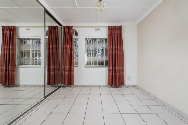 2 Bedroom Property for Sale in Linmeyer Gauteng