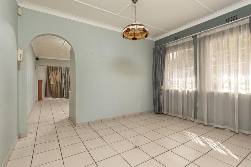 2 Bedroom Property for Sale in Linmeyer Gauteng