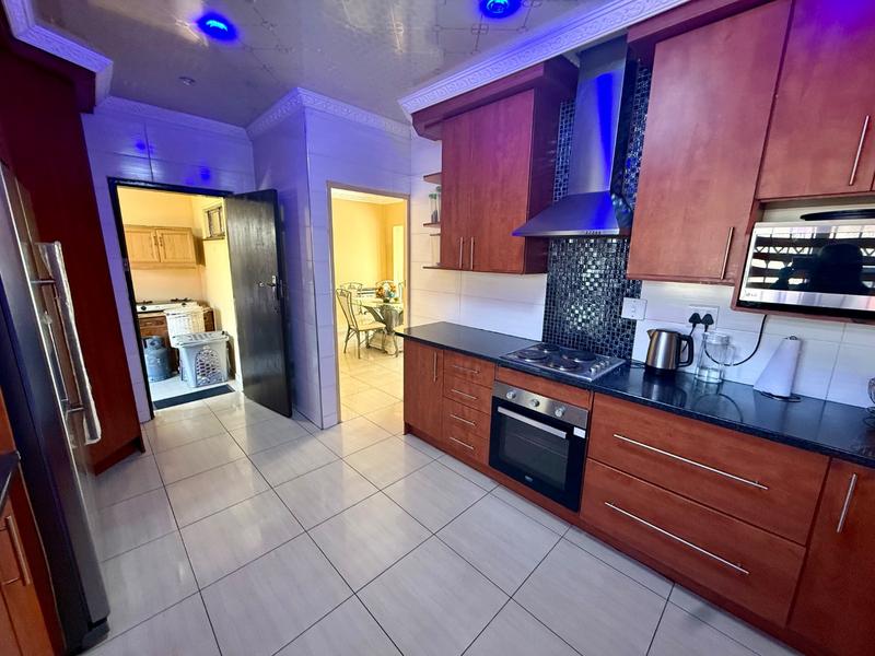 3 Bedroom Property for Sale in Vanderbijlpark CW 4 Gauteng