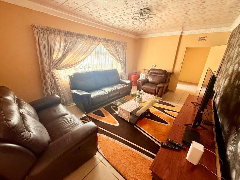 3 Bedroom Property for Sale in Vanderbijlpark CW 4 Gauteng