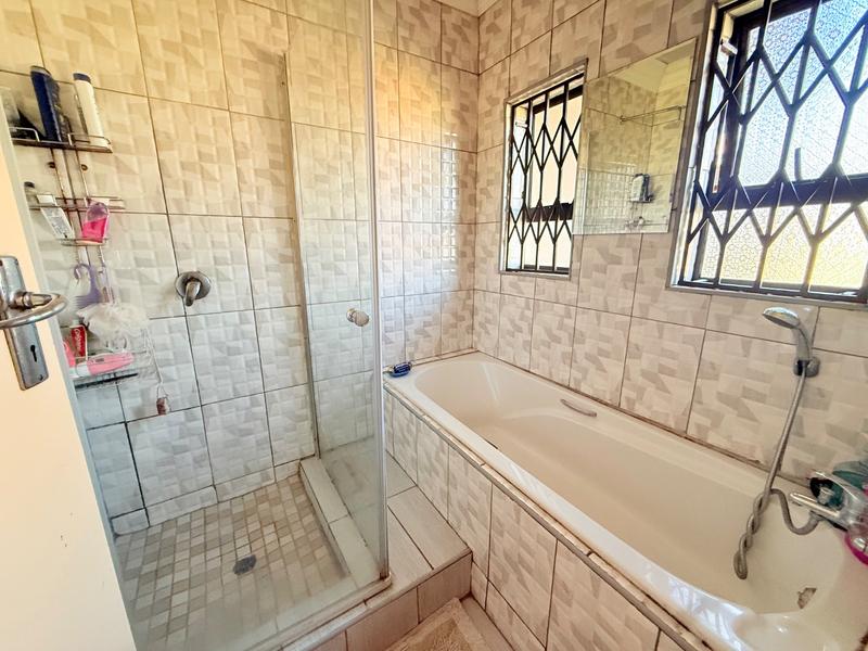 3 Bedroom Property for Sale in Vanderbijlpark CW 4 Gauteng