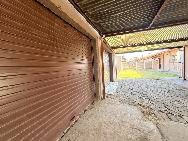 3 Bedroom Property for Sale in Vanderbijlpark CW 4 Gauteng
