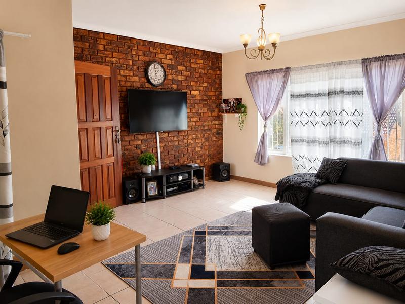 2 Bedroom Property for Sale in Centurion Gauteng