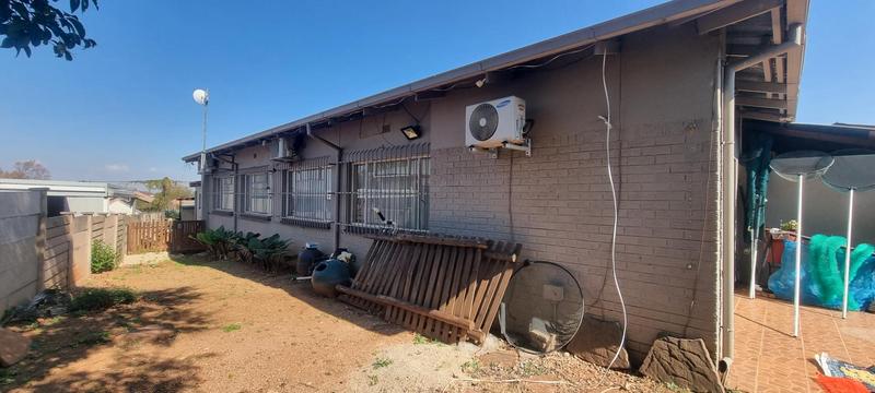 3 Bedroom Property for Sale in Valhalla Gauteng