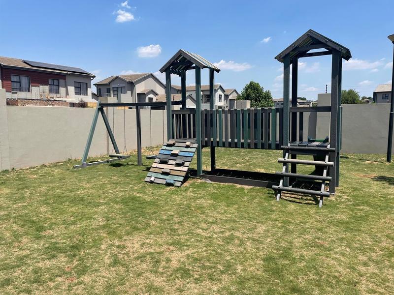 3 Bedroom Property for Sale in Raslouw Gauteng