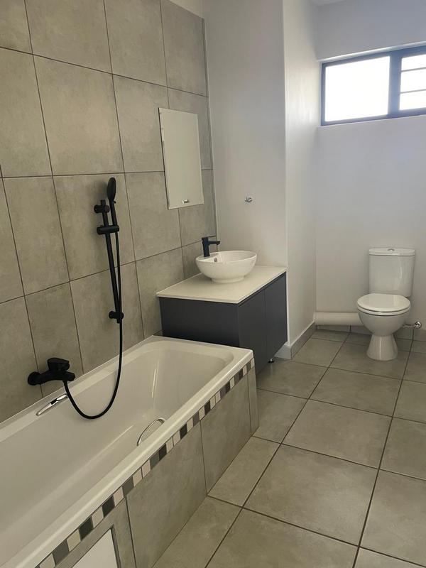 3 Bedroom Property for Sale in Raslouw Gauteng