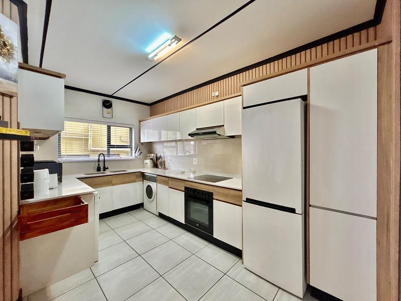 To Let 3 Bedroom Property for Rent in Waterfall Gauteng