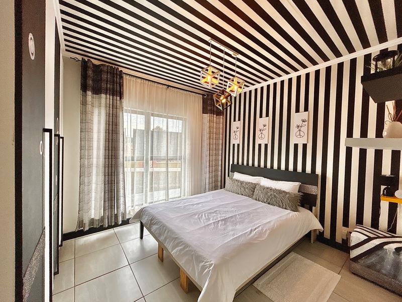 To Let 3 Bedroom Property for Rent in Waterfall Gauteng