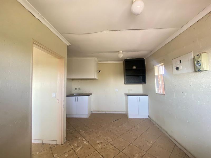 To Let 1 Bedroom Property for Rent in Randfontein Gauteng