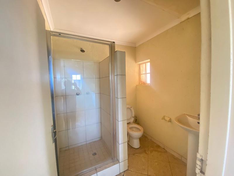 To Let 1 Bedroom Property for Rent in Randfontein Gauteng